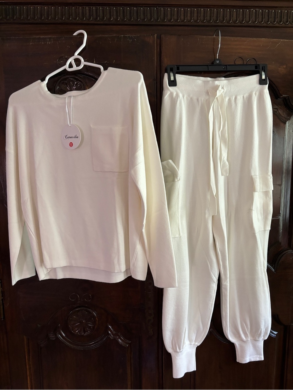Cream Long-Sleeve Pocket Jogger Set